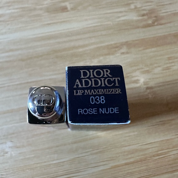 NIB Dior • Addict Lip Gloss Plumper : Rose Nude 38 - Picture 2 of 4